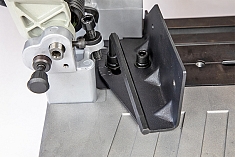 Угловой упор универсальной дисковой пилы Eibenstock EST 350.3